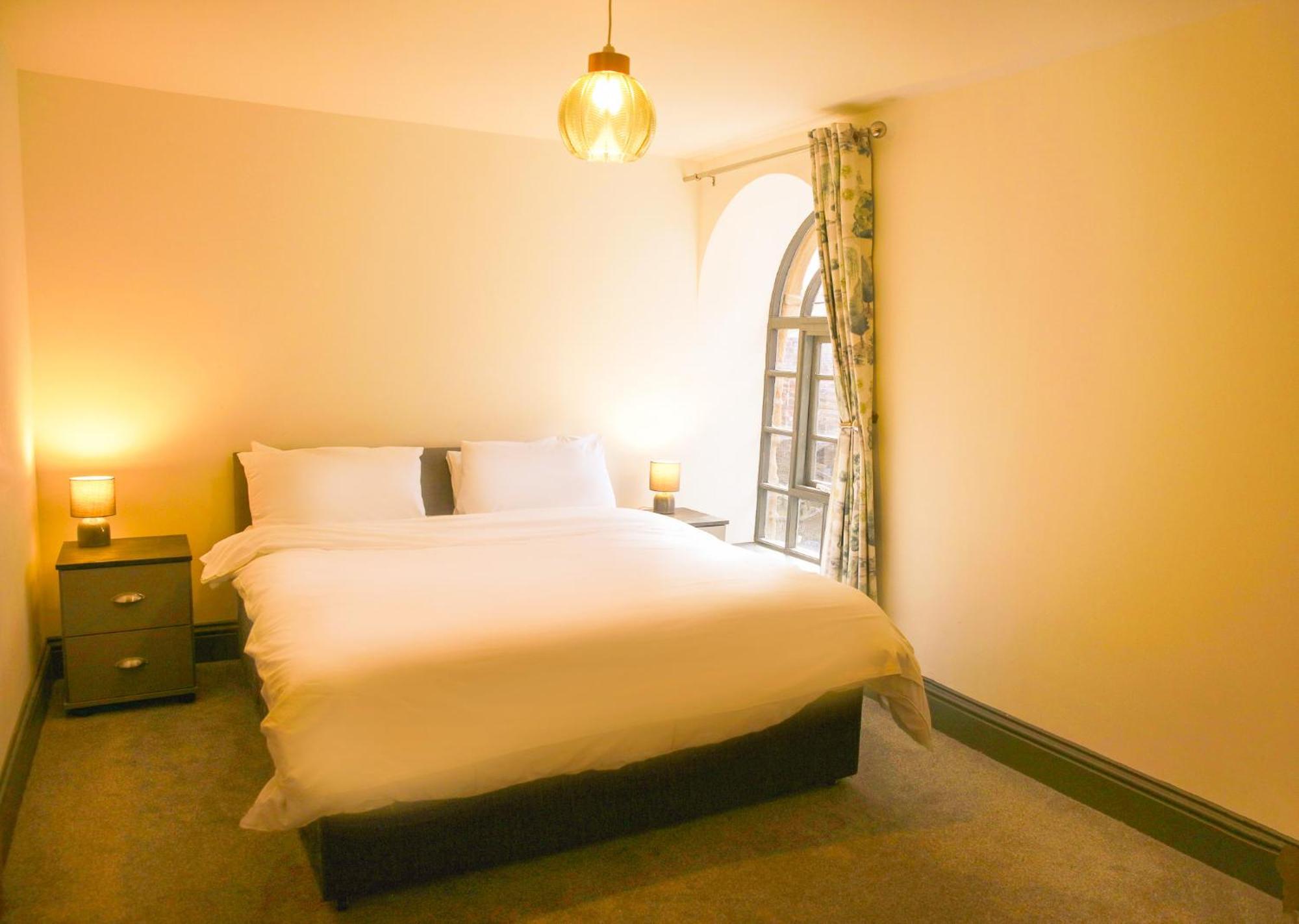 The George Wright Boutique Hotel, Bar & Restaurant Родъръм Екстериор снимка